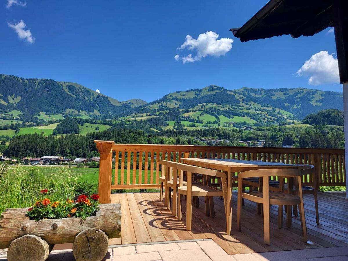 Chalet Moralee mit Whirlpool in Kitzbühel by One Villas in Kitzbühel, Hohe Salve