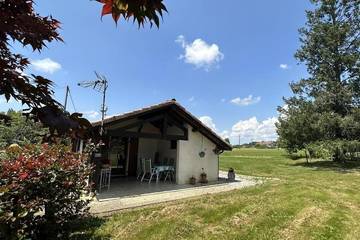 Gîte pour 4 personnes, avec jardin à Saint-Lon-les-Mines