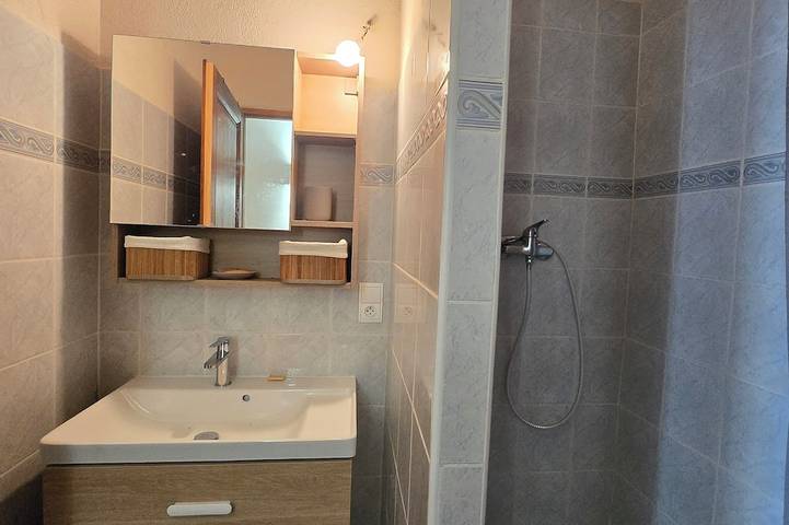 Gîte pour 2 personnes, avec jacuzzi à Orliaguet - 4