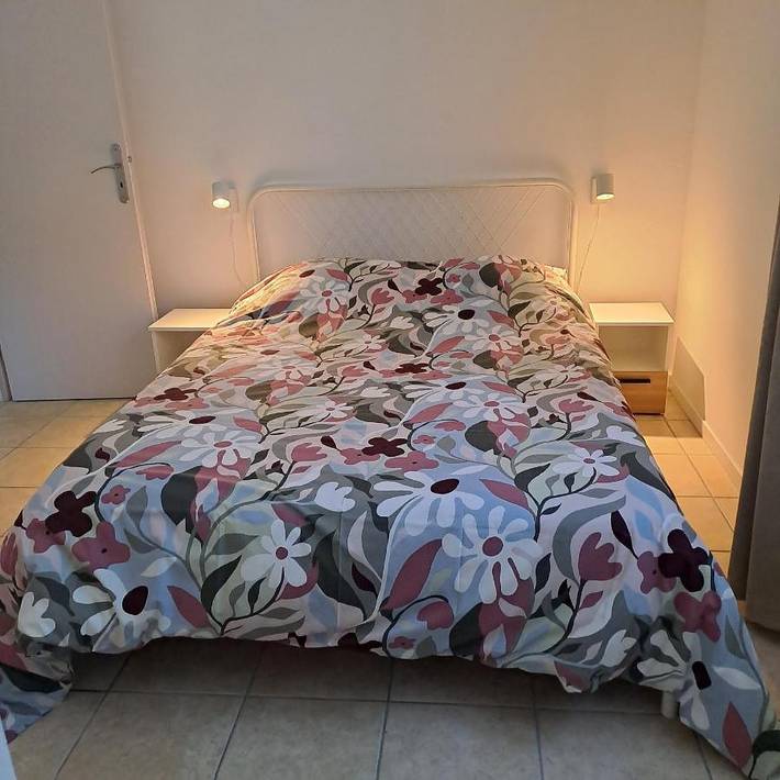 Gîte pour 2 personnes, avec jardin ainsi que vue et terrasse à Buzet-sur-Baïse - 4