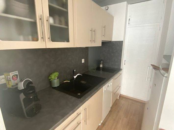 Appartement entier, Arette: Appartement 6 pers, accès pistes, parking, balcon in La Pierre Saint-Martin, Arette