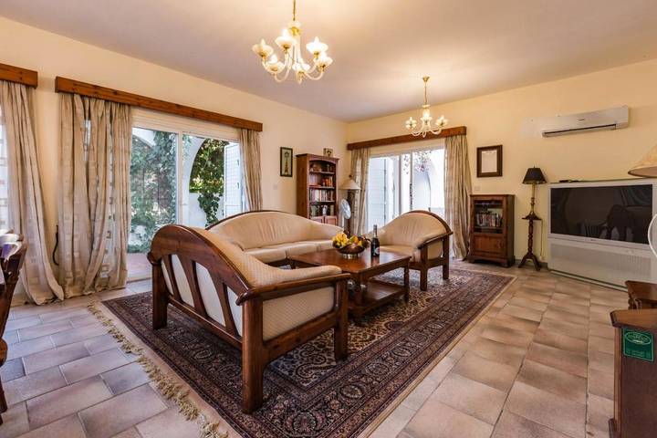 Ferienhaus für 11 Personen, mit Garten und Ausblick, kinderfreundlich in Paphos - 4