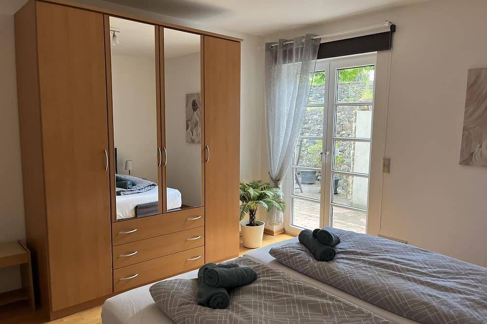 Ganze Wohnung, Ferienwohnung am Clusberg - Appartement/Fewo, Dusche, Wc, 1 Schlafraum in Einbeck, Niedersachsen