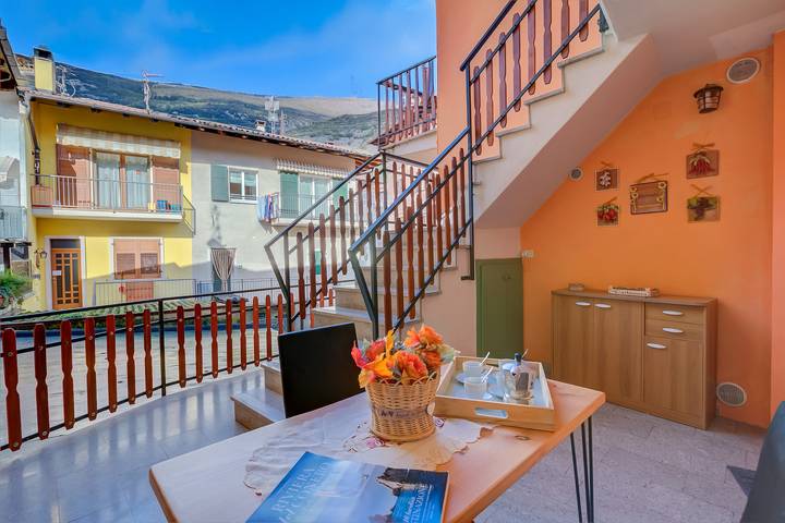 Vacation rental for 4 people, with terrace in Arco