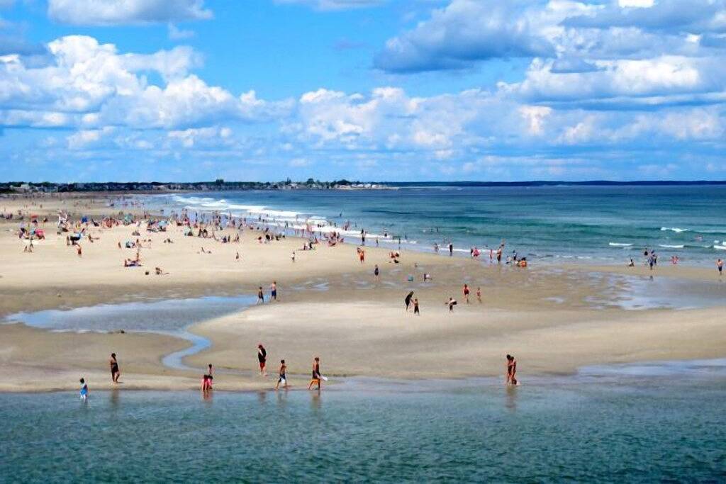 Cozy Cottage Close to Downtown Ogt in Ogunquit, York County