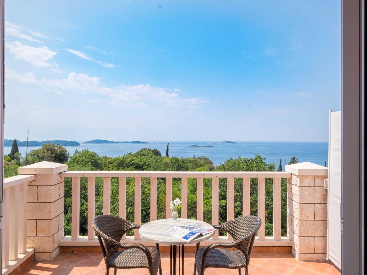 Ganze Wohnung, Villa Panorama Dubrovnik (S1) - Deluxe Double Room with Terrace and Sea View in Plat, Dubrovnik-Neretva
