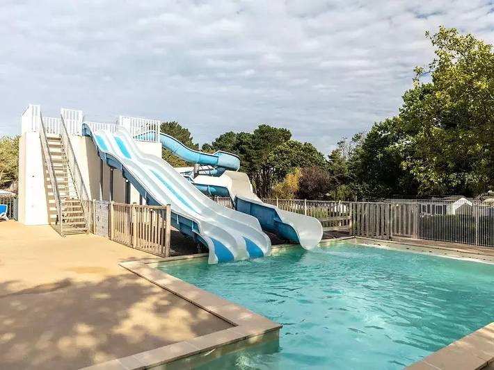 Camping für 7 Personen, mit Terrasse in Guérande - 3