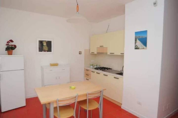 Holiday apartment for 5 people, with balcony - 1