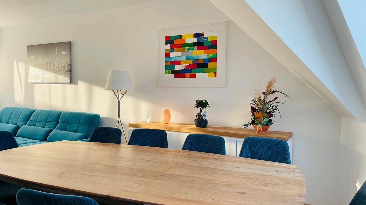 Ganze Wohnung, Two-Bedroom Apartment in Liesing, Wien