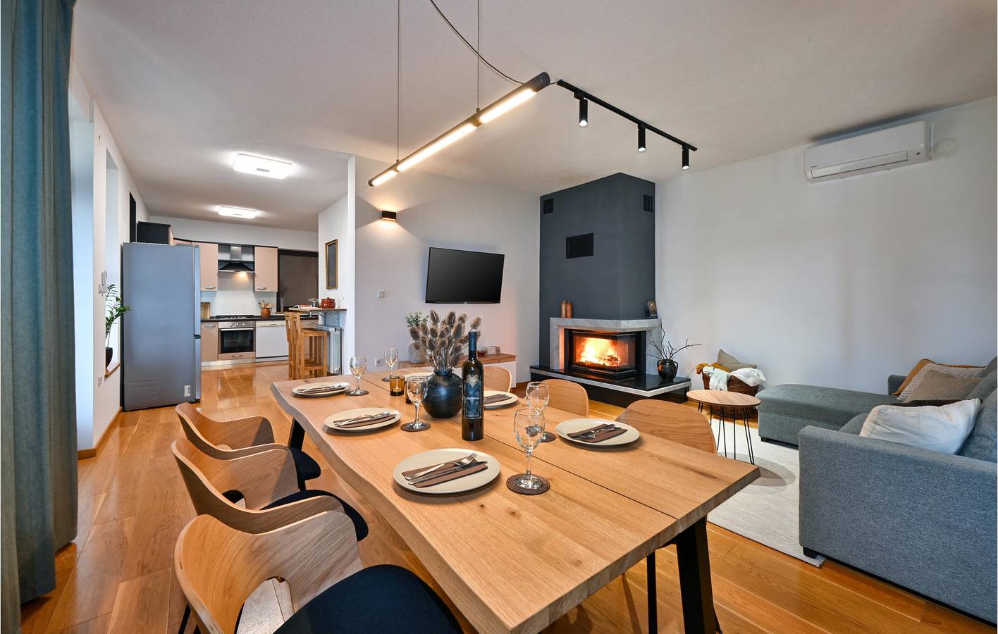 Reizende 1-Zimmer-Wohnung mit Terrasse, Grill und WLAN in Bjelovar-Bilogora