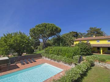 Location de vacances pour 10 personnes, avec terrasse et jardin, animaux acceptés à San Vincenzo