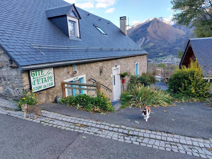 Location de vacances pour 12 personnes, avec vue et jardin à Grust - 2