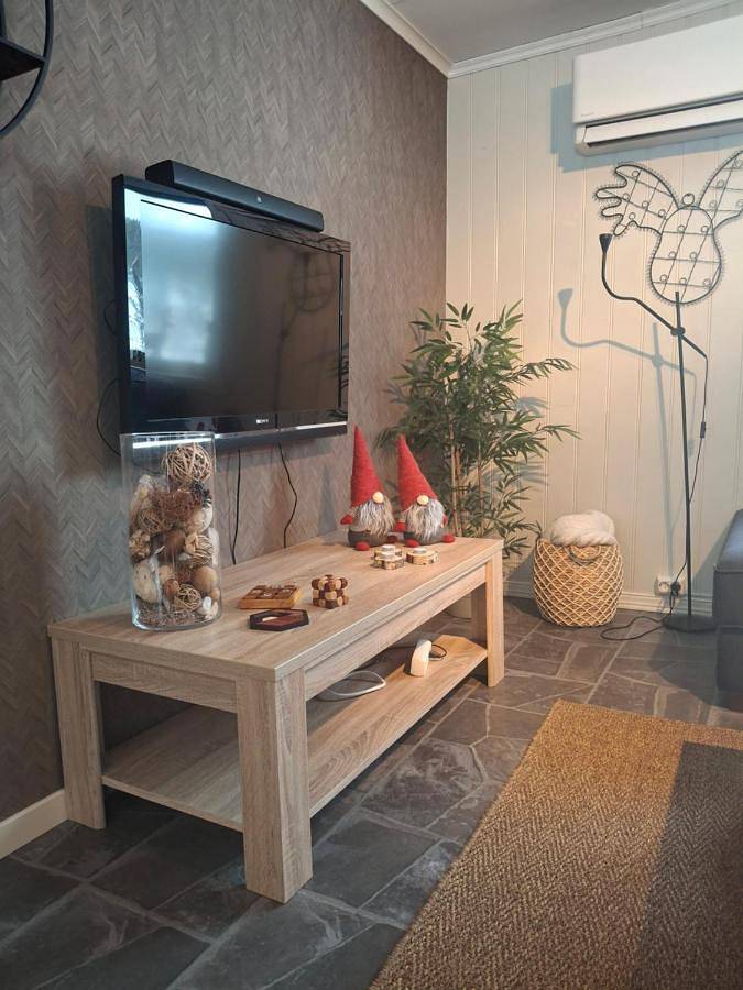 Ferienhaus für 4 Personen, mit Balkon und Terrasse sowie Garten und Ausblick in Marnardal - 2