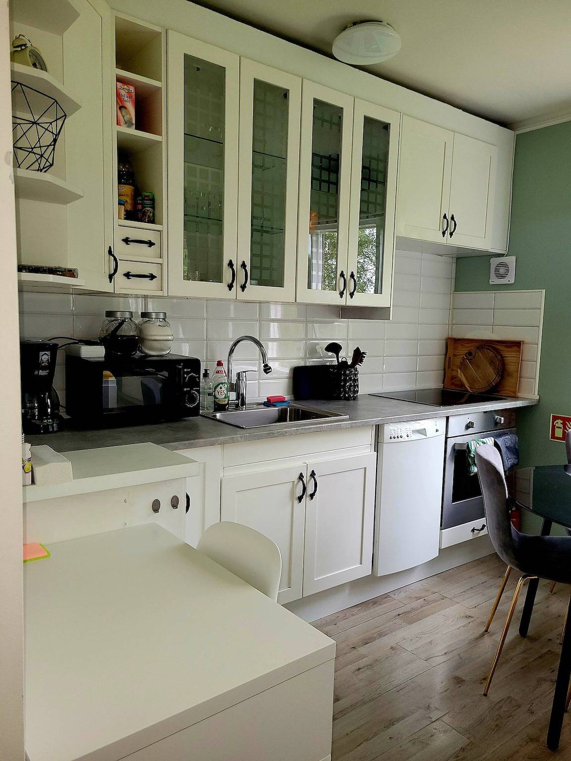 Ganze Wohnung, Charmantes Apartment mit 2 Schlafzimmern in Rejmyre mit Gartenblick in Finspang, Östergötland