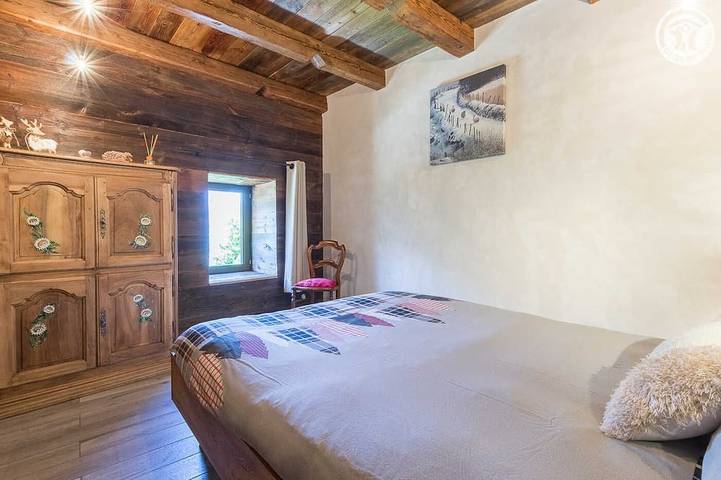 Location de vacances pour 8 personnes, avec terrasse et jardin à Saint-André (Savoie) - 2