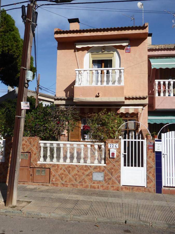 Location de vacances pour 5 personnes, avec vue et jardin dans Santiago de la Ribera - 4