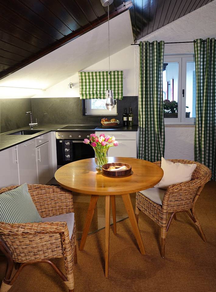 Ferienwohnung für 2 Personen, mit Balkon und Garten sowie Pool in Oberstdorf