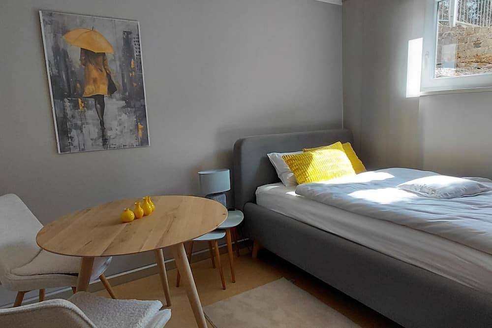 Ganze Wohnung, Komfort Ferienwohnung mit privatem Garten in Waldsassen, Ostbayern