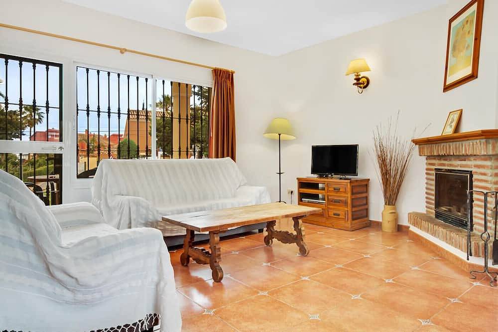 Fuengirola1500 m from the beach, private pool. in Torreblanca (Fuengirola), Fuengirola