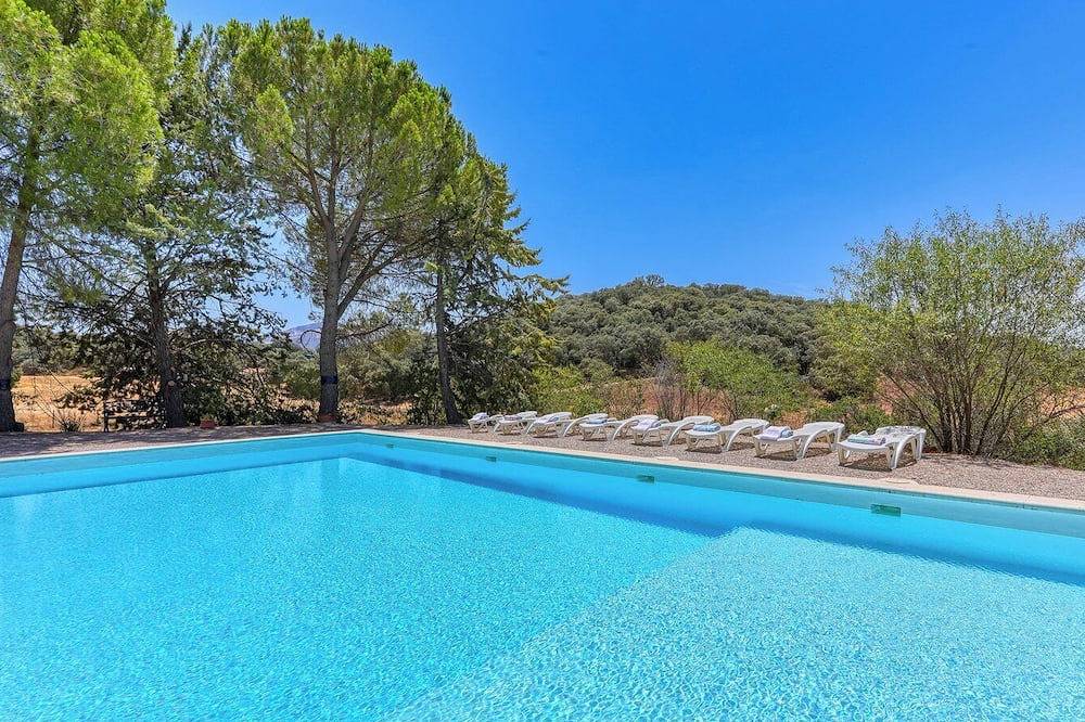 Cortijo el Contarin Archidona by Ruralidays in Archidona, Granada Provinz