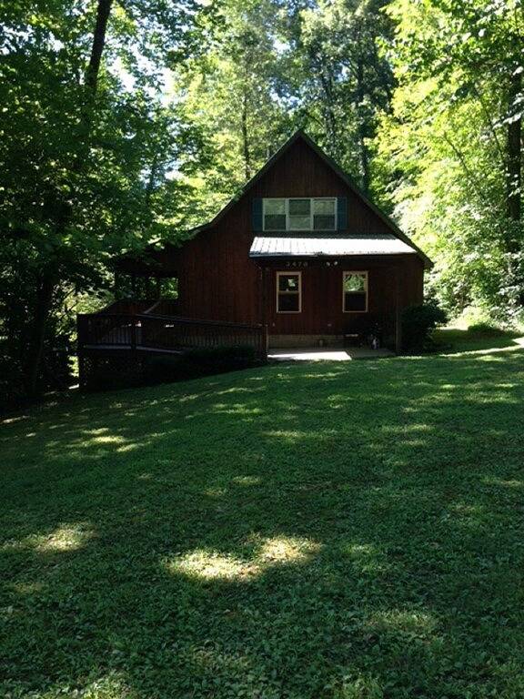 Log cabin for 8 people in Kentucky