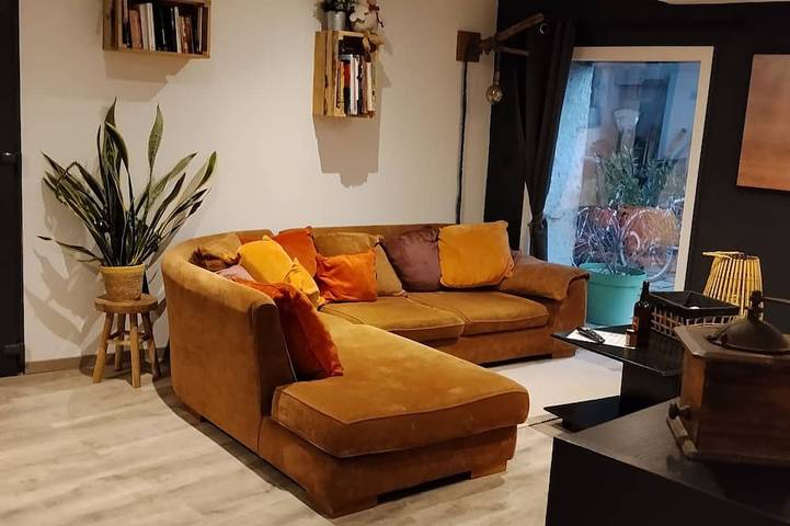 Location de vacances pour 10 personnes, avec jardin, animaux acceptés à Épercieux-Saint-Paul