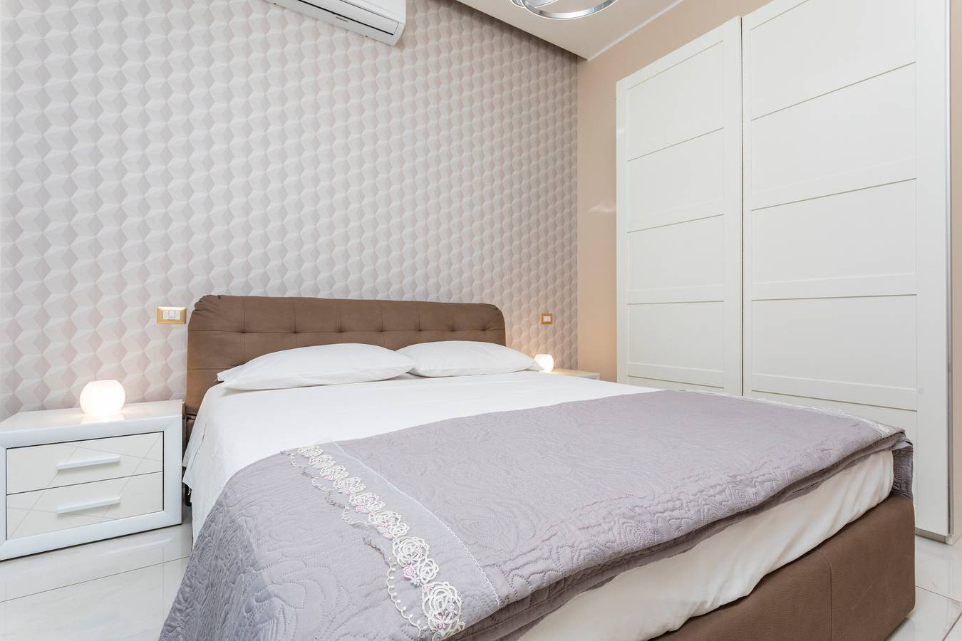 Appartement entier, Appartement "La Maison Chic in Catane, Province de Catania