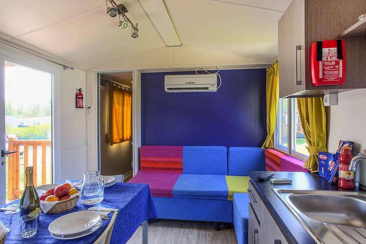 Maison de vacances pour 4 personnes avec piscine in Rosolina Mare, Polesine