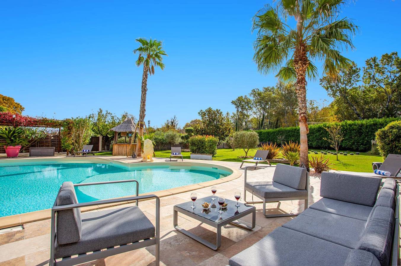 Villa Valleron by Villa Plus in Velleron, Vaucluse