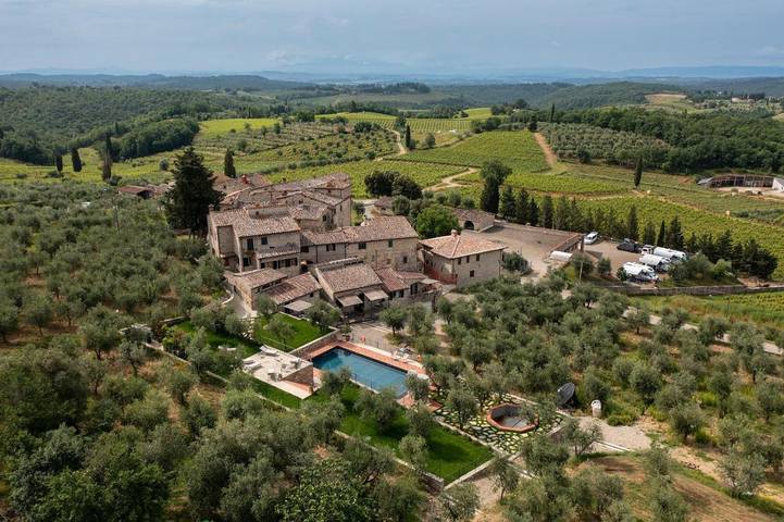 Casa vacanza per 2 persone, con Terrazza e Idromassaggio nonché Giardino e Piscina a Monti