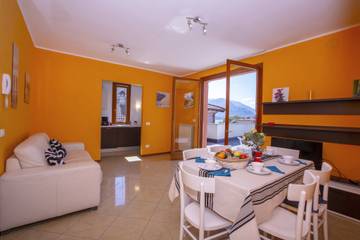 Appartamento per 6 Persone in Fiumelatte, Comune di Varenna, Foto 3