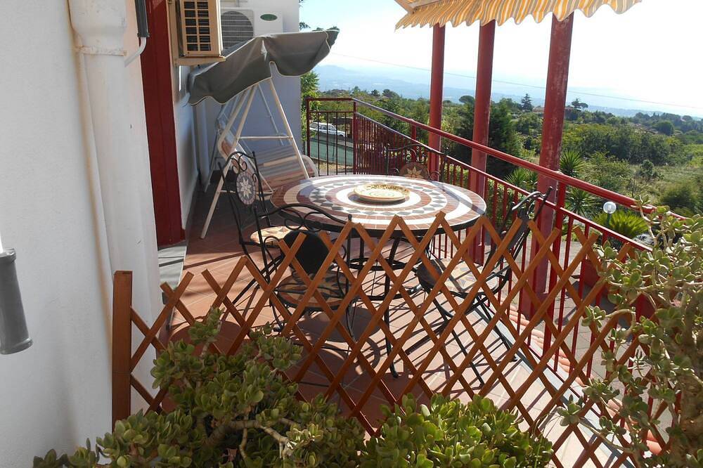 Panorama Casavacanza in Villa mit Pool an den Hängen des Ätna, Sonnenschein in Sant'Alfio, Sant'Alfio (Gemeinde)