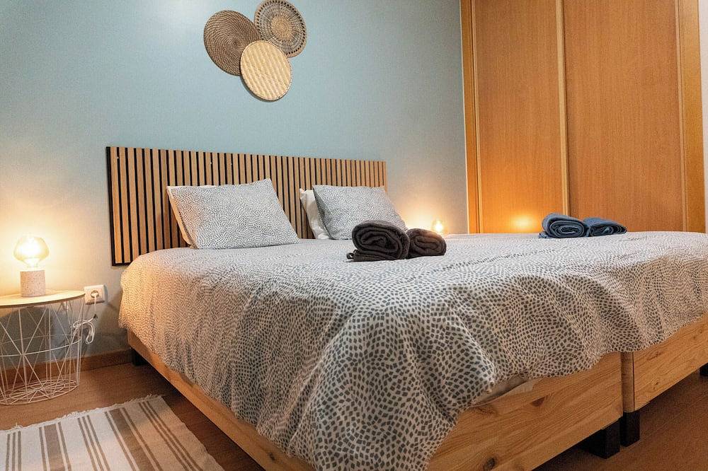 Apartments Baleal: Balkone und Pool in Baleal, Leiria District