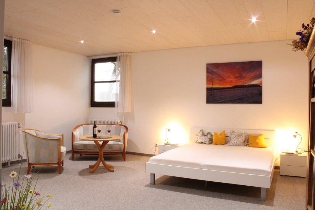 Ganze Ferienwohnung, Ferienwohnung Altburg - Ferienwohnung mit 90qm, 2 Schlafzimmer, max. 3 Personen in Calw, Nordschwarzwald