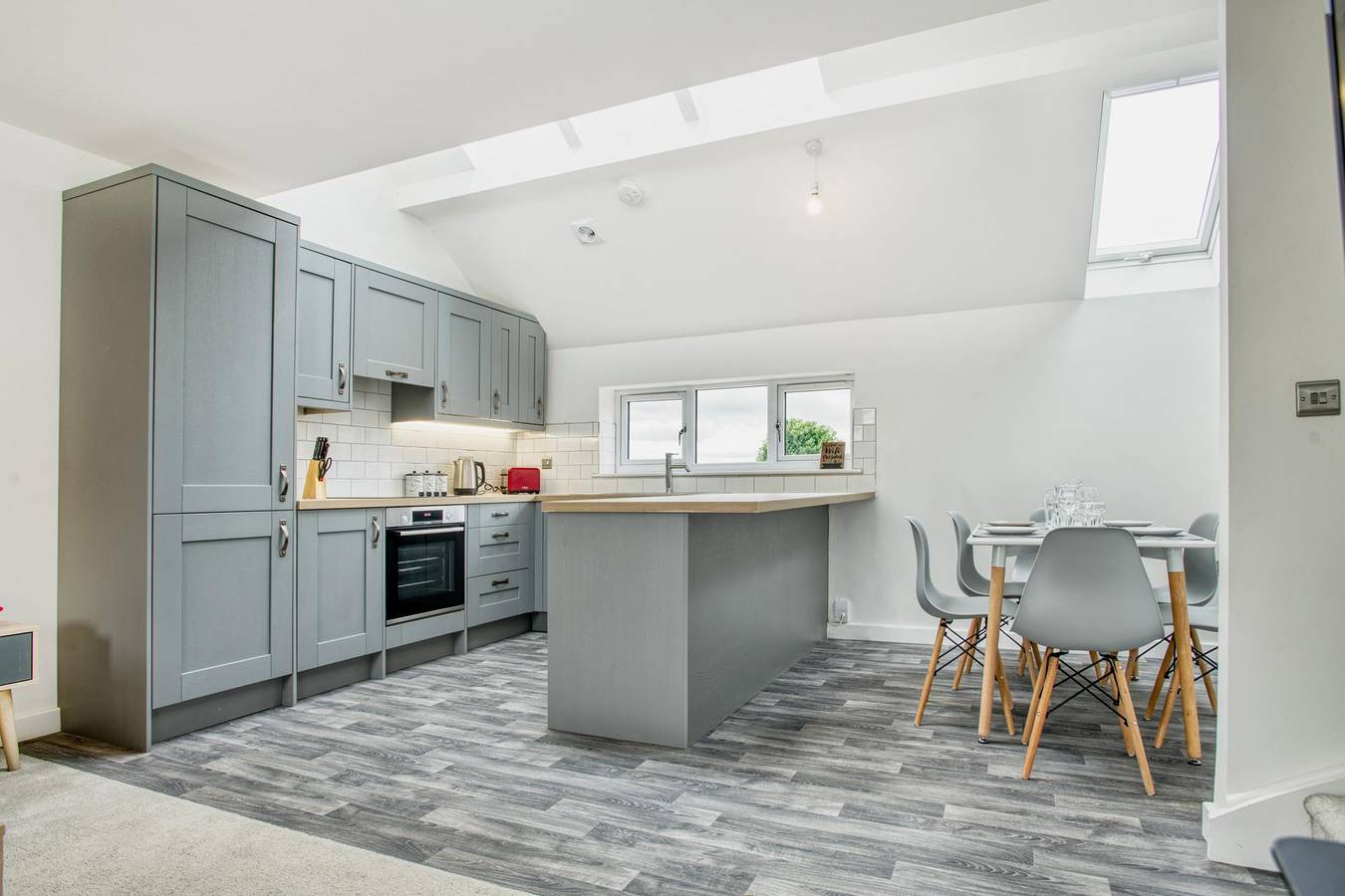 Comfortable Home | Free Parking | Walk to Bailgate - Pass the Keys in Lincoln, Lincolnshire