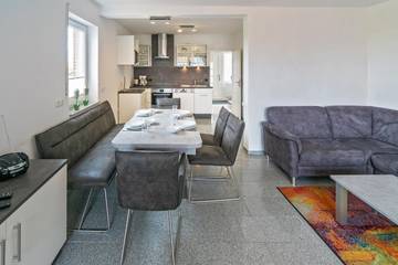 Ferienhaus für 9 Personen, mit Terrasse in Neuharlingersiel