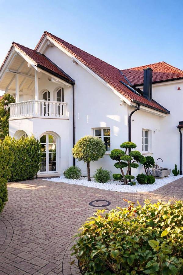 Villa mit pool für 13 Personen, mit Balkon und Whirlpool sowie Terrasse und Garten im Schwarzwald