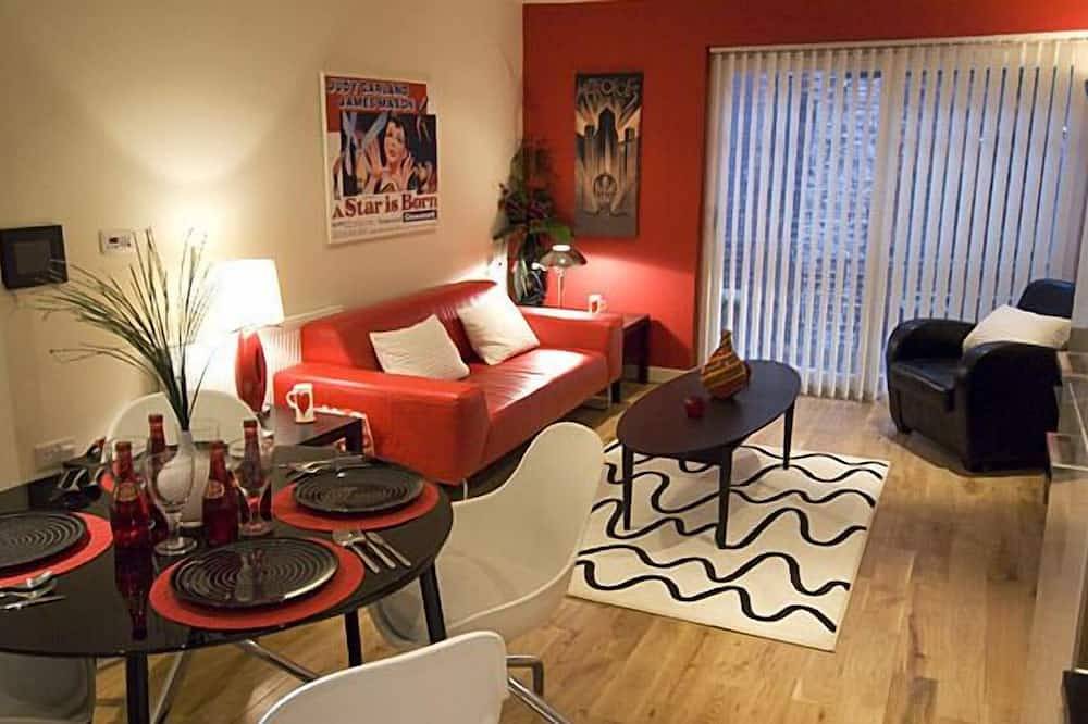 Entire apartment, The Sawmill, Stylish city centre accommodation with a quiet setting Red in Kingston upon Hull, Yorkshire