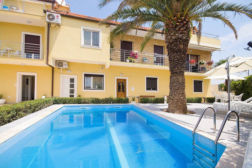Apartamento entero, Spatious 2-bedroom family apartment in Ciudad de ZadarZadar, Zadar (Municipality)