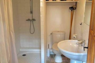 Appartement De Vacances pour 4 Personnes dans Uzès, Région de Nîmes, Photo 3