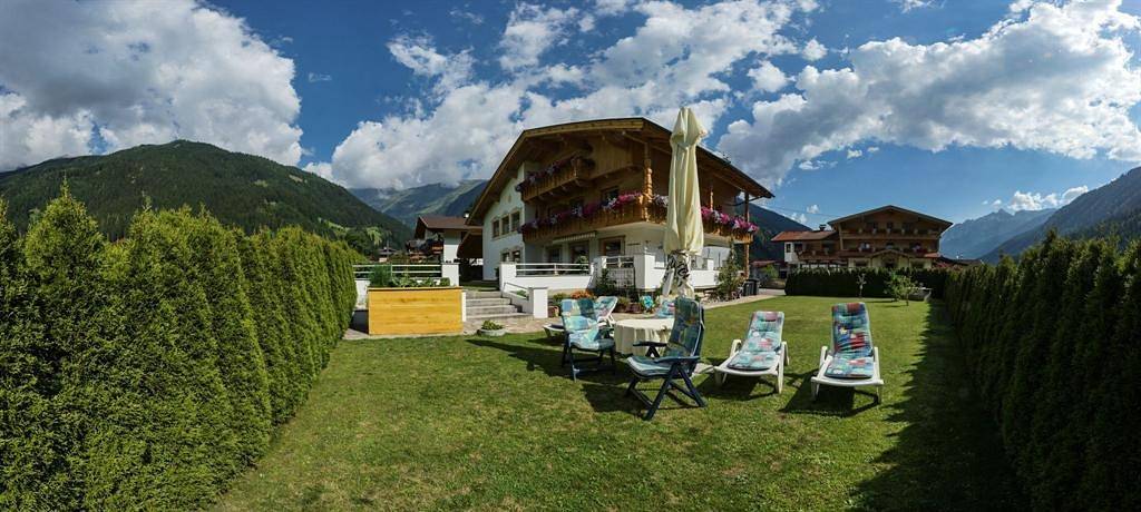 Ferienwohnung für 2 Personen, mit Sauna und Balkon sowie Garten, kinderfreundlich in Neustift im Stubaital - 2