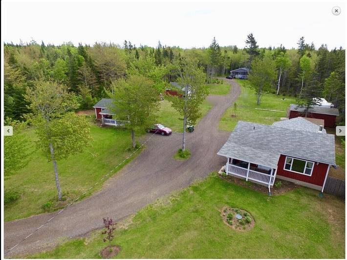 Vacation rental for 6 people, with terrace in Prince Edward Island