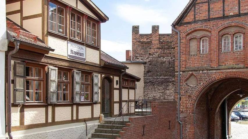Ferienhaus für 4 Personen, mit Terrasse und Balkon/Terrasse in Tangermünde