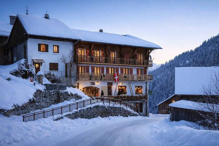 Chalet pour 15 personnes, avec balcon - 1