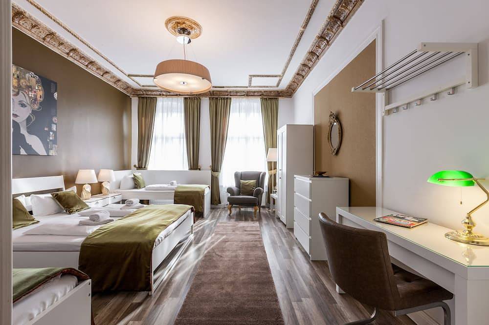 Ganze Wohnung, Dilo Apartments Berlin – Akazien Residenz 150 m² · 4 Zimmer mit Balkon · 2 Bäder in Berlin Innenstadt, Berlin