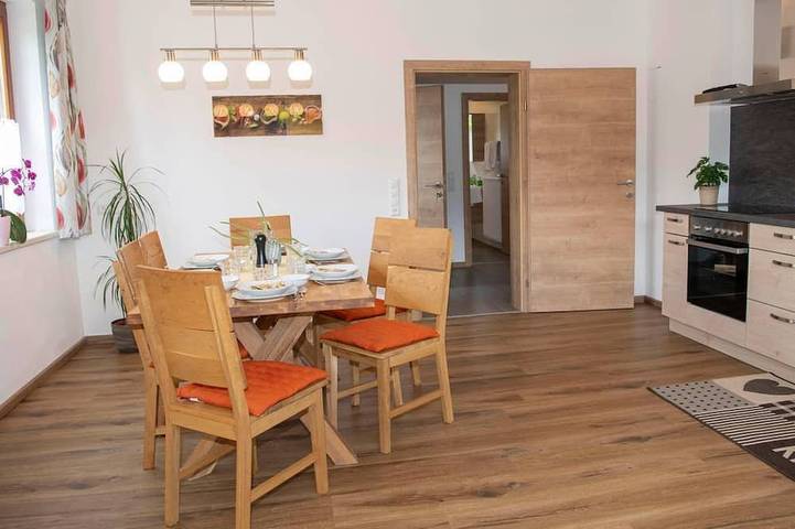 Ferienwohnung für 6 Personen, mit Garten und Balkon - 1
