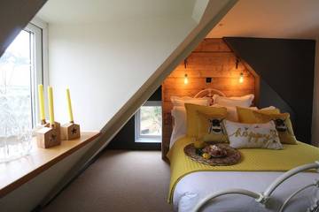 Cabin for 10 People in Plymouth, South West England, Photo 2