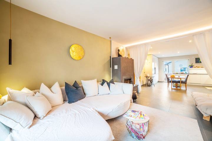 Entire apartment, Apartment 'Lieblingsplatzl' with Balcony, Garden & Wi-Fi in Naturns, Texel Group