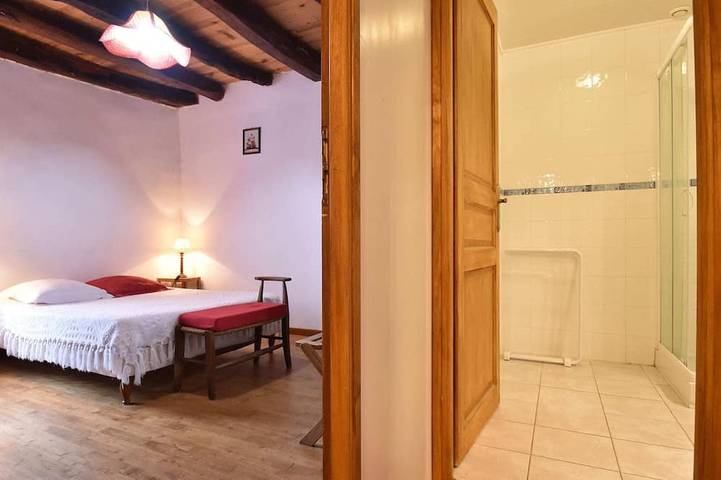 Location de vacances pour 5 personnes, avec jardin et terrasse à Allas-les-Mines - 4