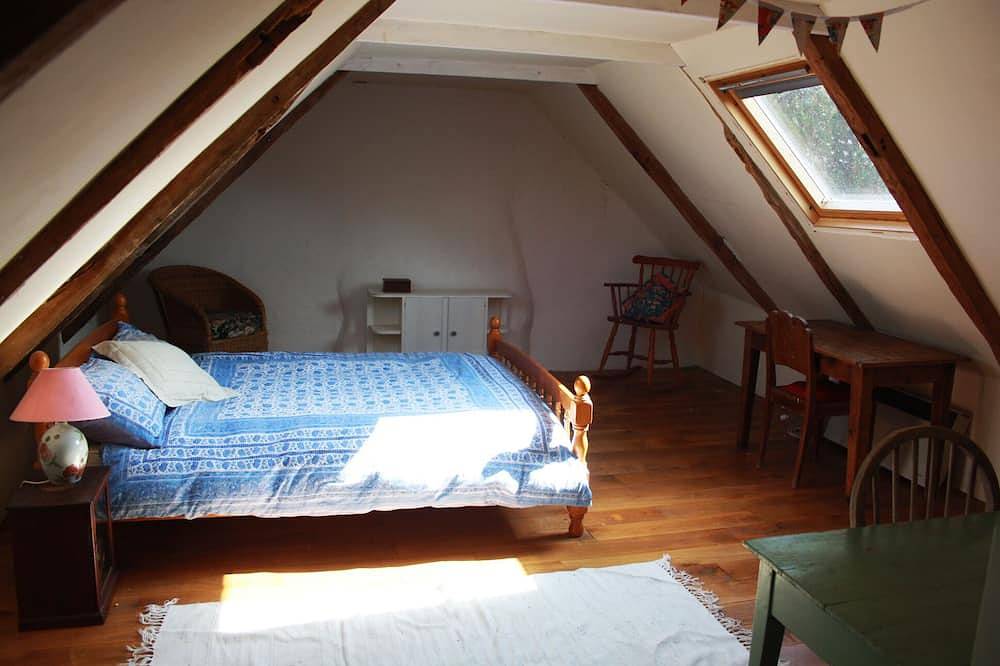 Hübsches Steinhaus im Herzen der französischen Landschaft. in Langonnet, Pontivy und Umgebung
